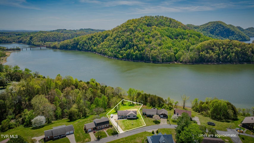 1st photo of 127 West Lake Drive