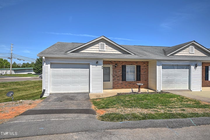 1st photo of 2518 Plymouth Road