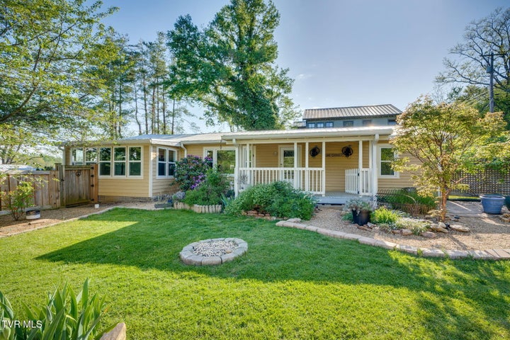 1st photo of 105 1st Avenue