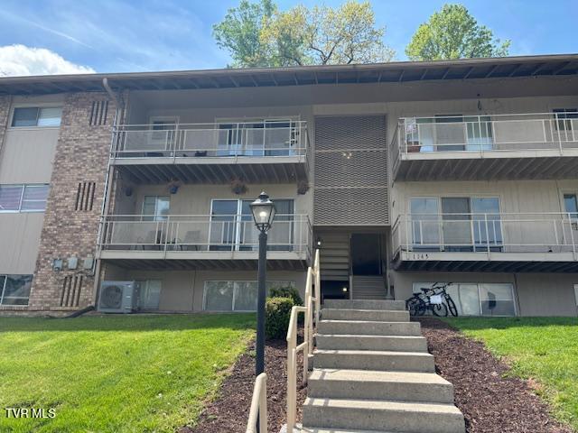 1st photo of 1145 Carriage Circle