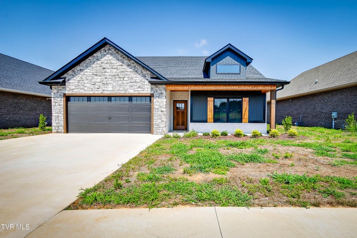 1st photo of 157 Marigold Lane