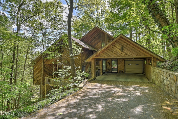 1st photo of 3411 Linkwood Drive