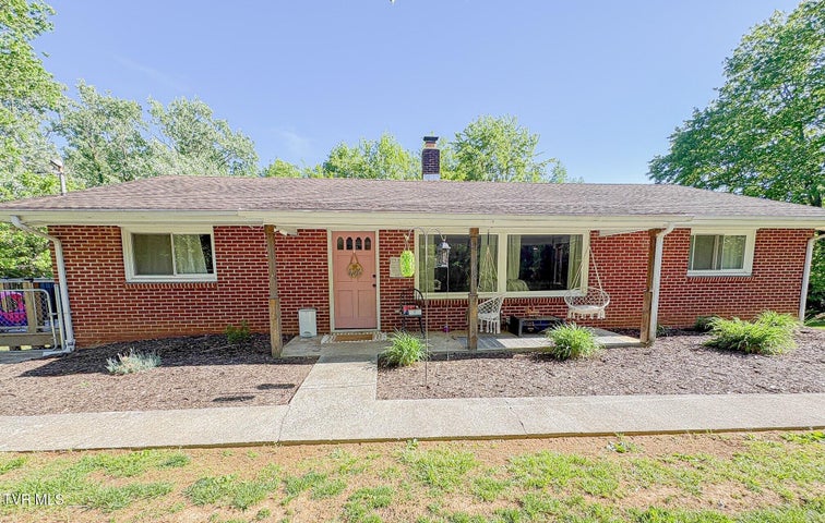 1st photo of 2029 Gregory Road