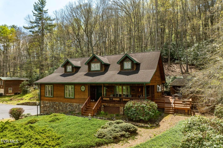 1st photo of 1297 Harbin Hill Road