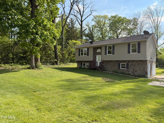 1st photo of 399 Hillcrest Drive