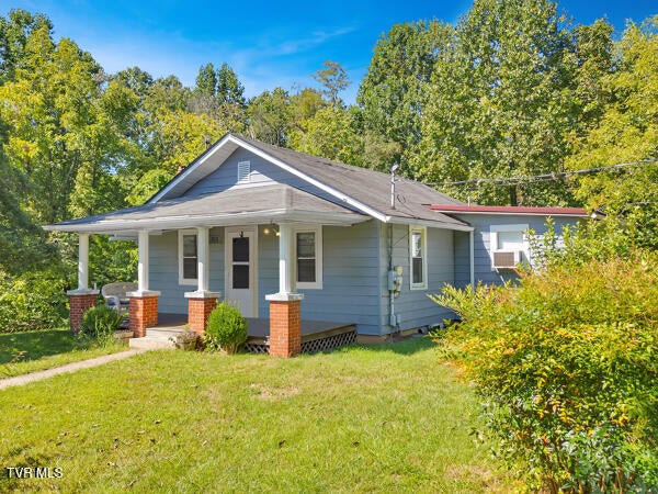 1st photo of 313 Richards Lane