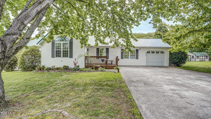 1st photo of 2545 Siam Road