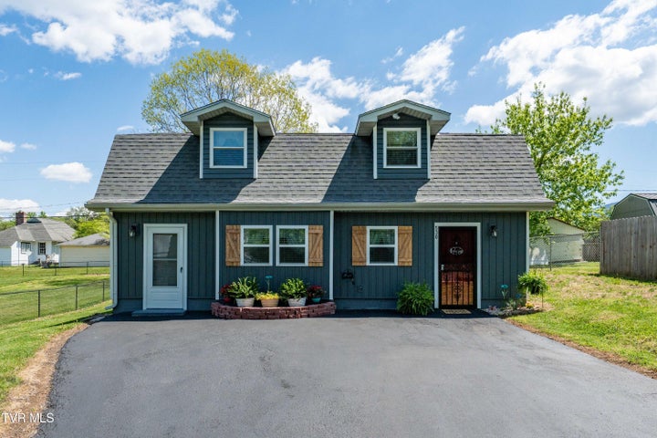 1st photo of 530 South Street