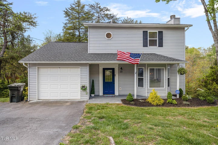 1st photo of 113 Copper Court