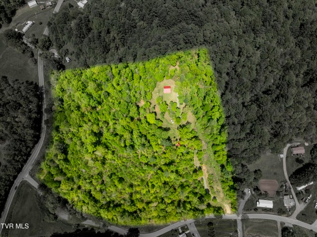 1st photo of 994 Fairview Road