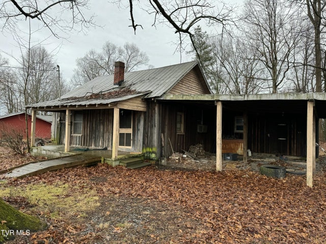 1st photo of 138 Berry Ridge Road