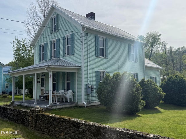 1st photo of 212 Main Street