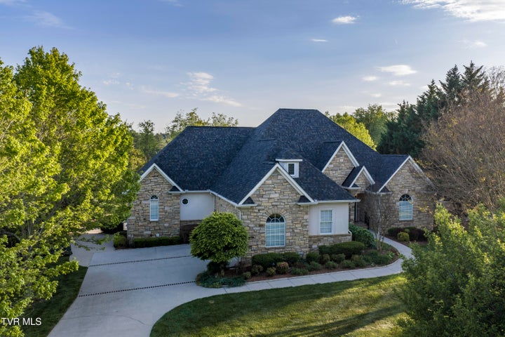 1st photo of 105 Strawberry Field Drive