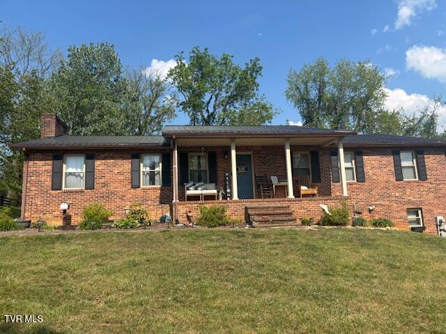 1st photo of 179 Cloverleaf Drive