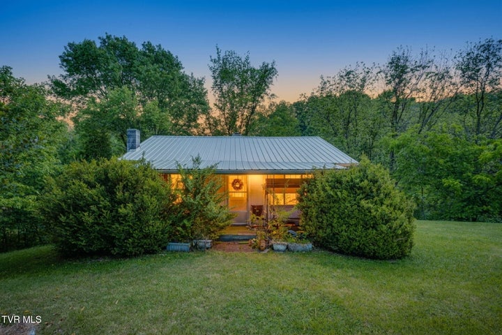 1st photo of 1940 Allison Road