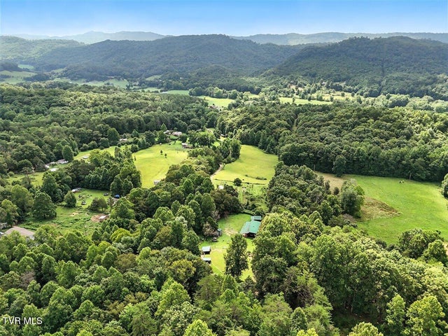 1st photo of 106 Barker Road