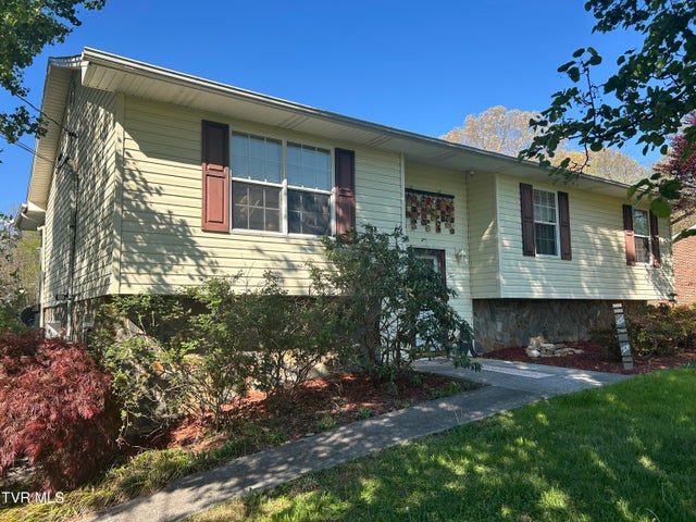 1st photo of 163 Austin Drive