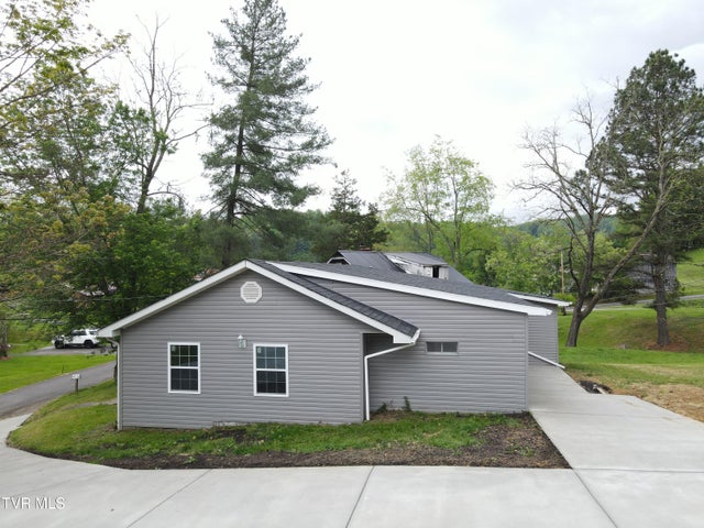 1st photo of 265 Market Street