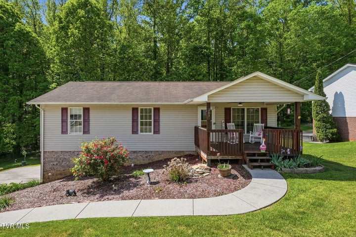 1st photo of 203 Valley Crest Drive