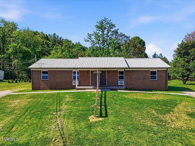 1st photo of 2860 Blue Ridge Drive