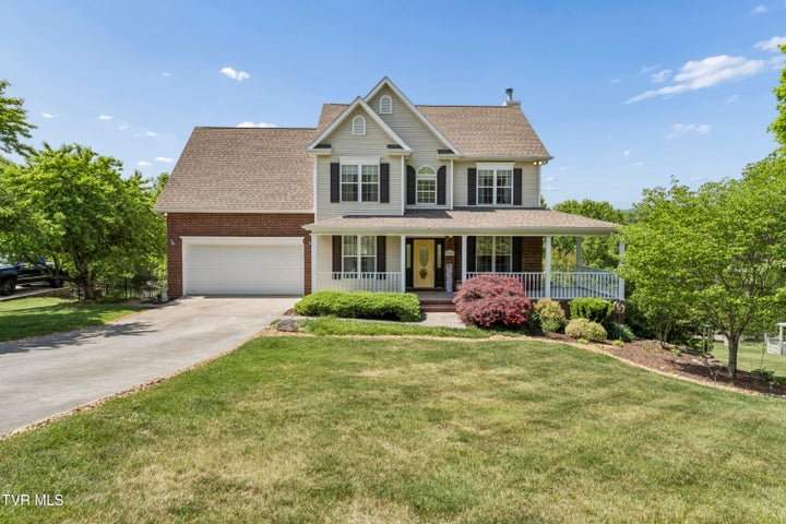 1st photo of 208 Briarfield Drive