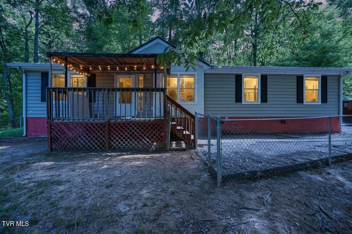 1st photo of 117 Wb Yeats Drive