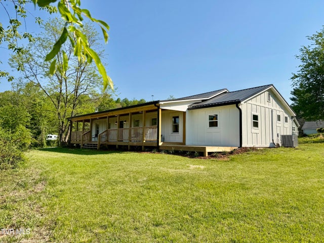 1st photo of 509 Island Road