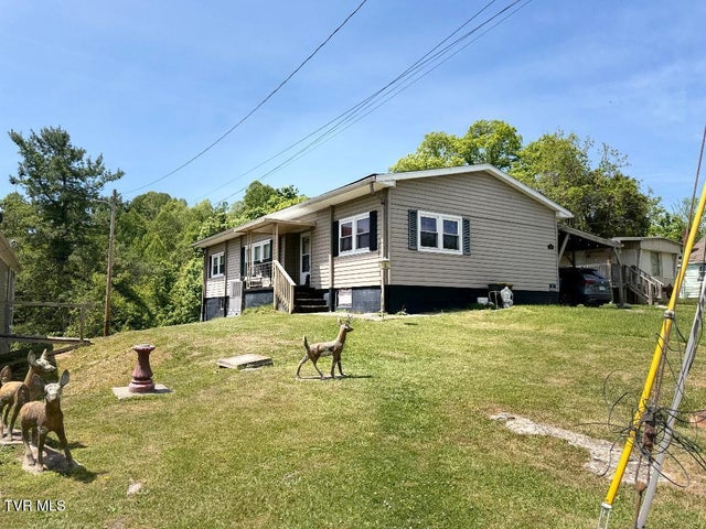 1st photo of 164 Elliott Drive