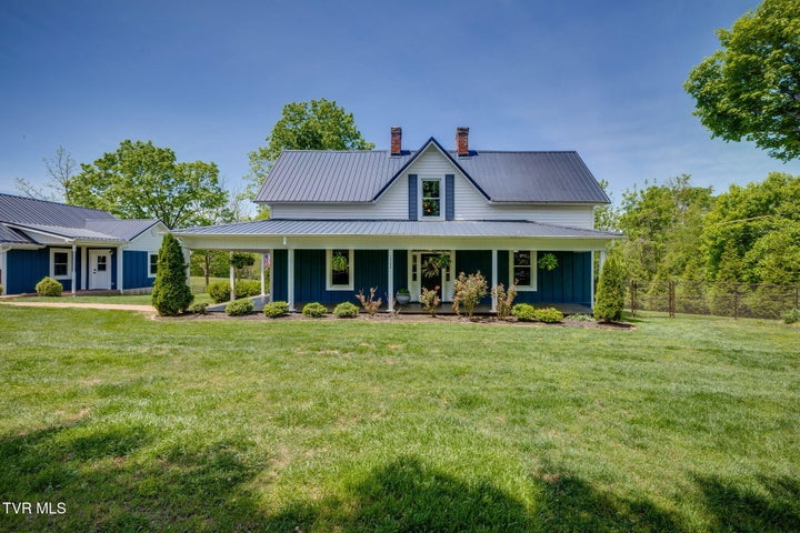 1st photo of 1360 Cora Lane