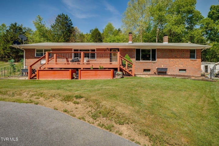 1st photo of 4320 Reservoir Road