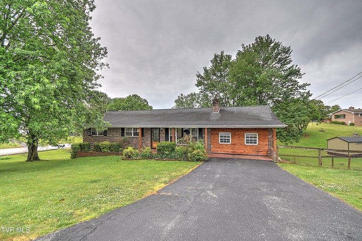 1st photo of 101 Garden Circle