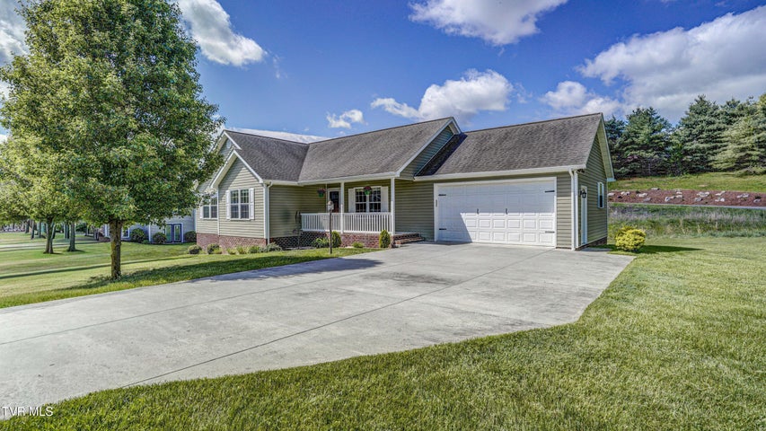 1st photo of 17500 Bridle Drive
