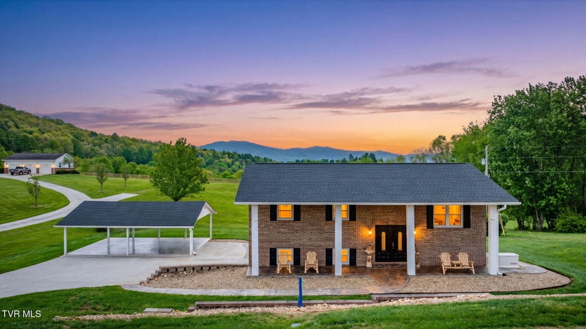 1st photo of 534 Highland Acres 