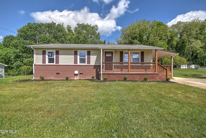 1st photo of 19614 Greenbriar Drive