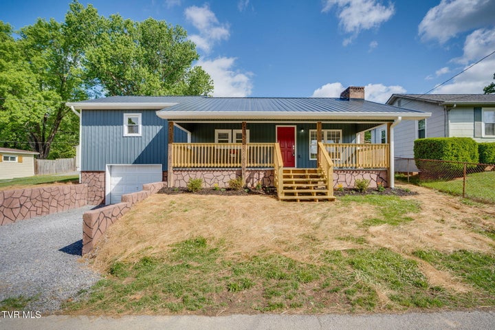 1st photo of 306 Hemlock Street