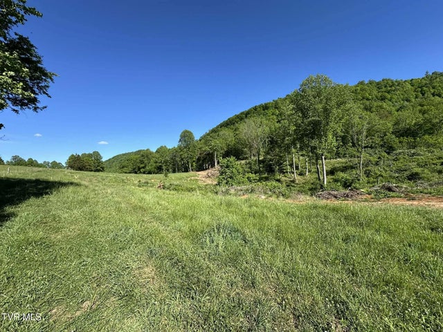1st photo of Tba Kingdom Rd 