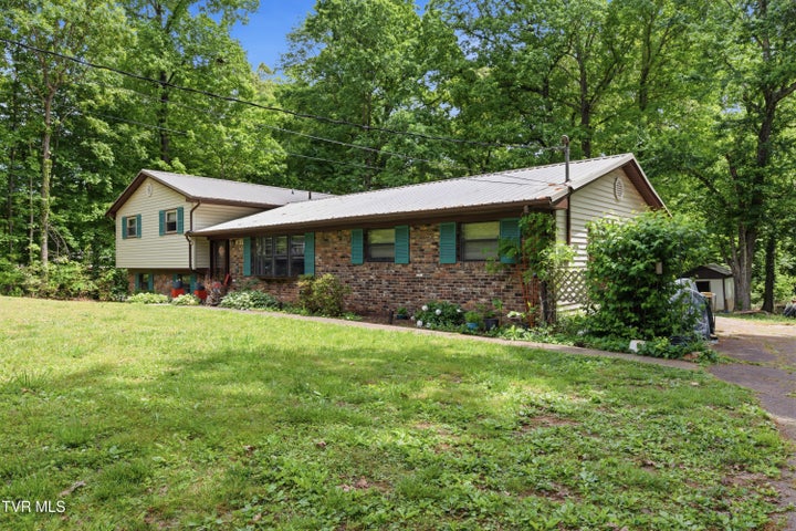 1st photo of 8112 Boss Road