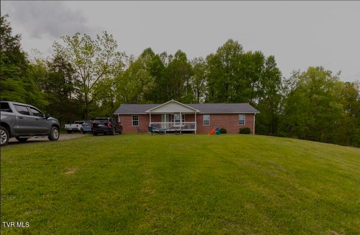 1st photo of 21426 Darlington Drive