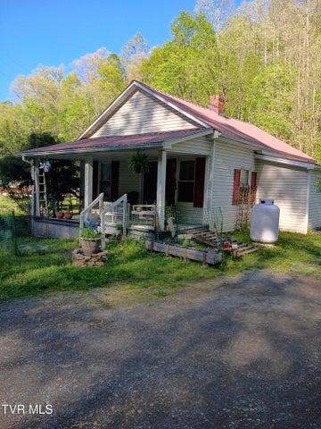 1st photo of 32222 Old Saltworks Road