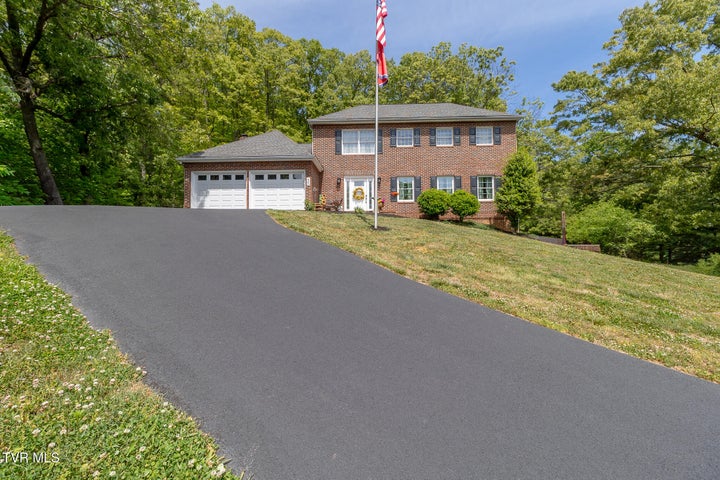 1st photo of 455 Cox Hollow Road