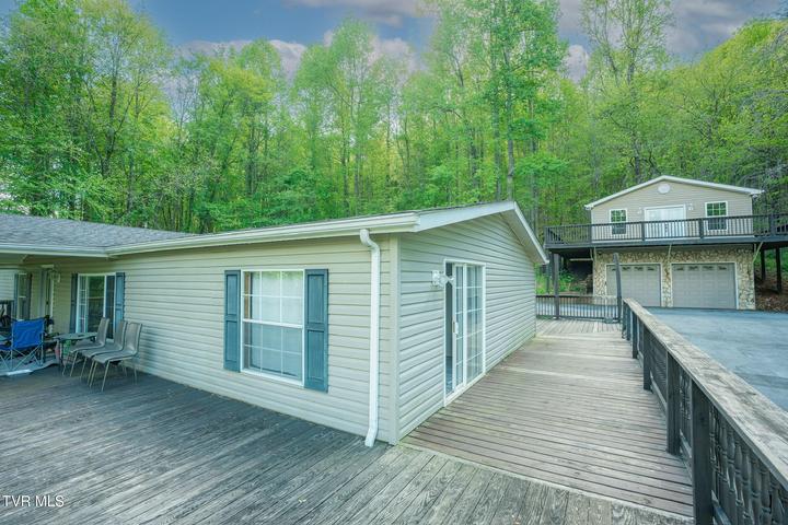 1st photo of 100 Edwards Ridge Road