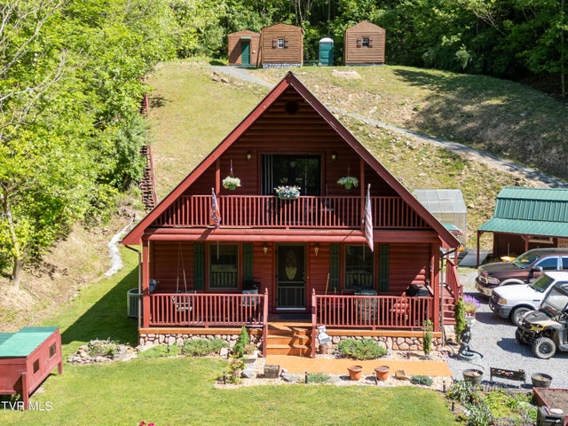 1st photo of 3421 Hoot Owl Road