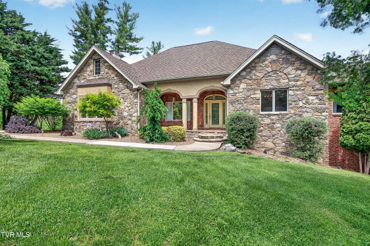 1st photo of 20268 Heron Circle