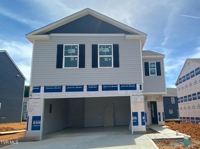1st photo of 131 Wisteria Drive 