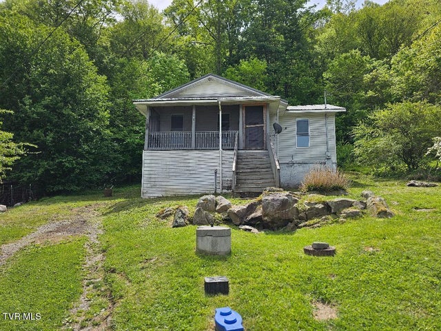 1st photo of 2104 Exeter Road