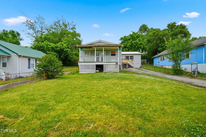 1st photo of 345 Virgil Avenue