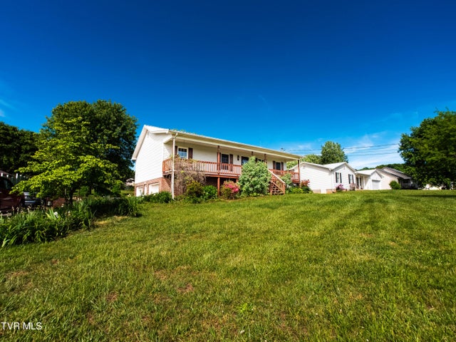 1st photo of 439 Austin Circle