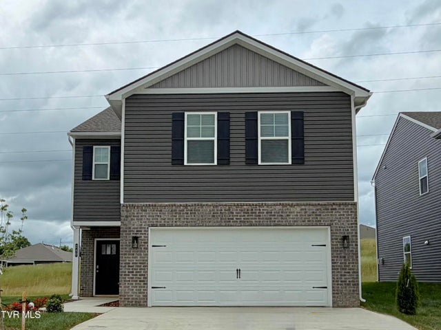 1st photo of 240 Chimney View Loop 