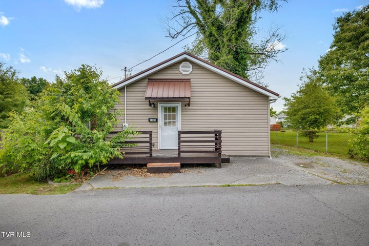 1st photo of 1626 Desoto Street