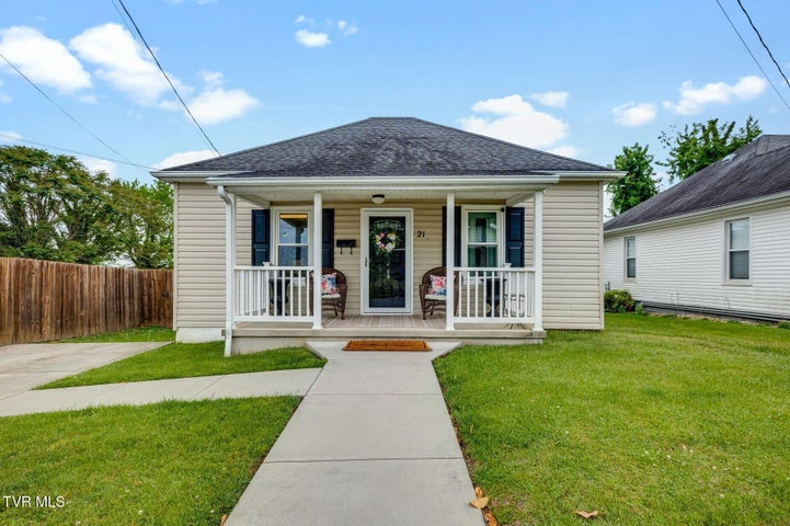 1st photo of 21 16th Street